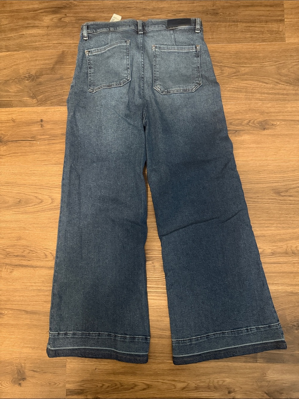 7 For All Mankind Wide-Leg Jeans in Medium Blue